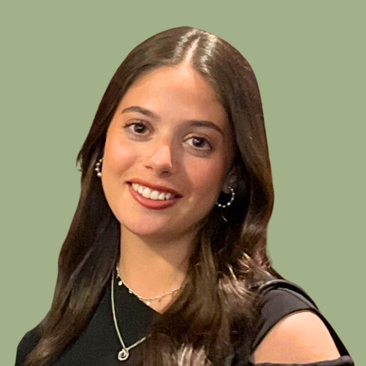 Mathematics &amp; Economics Lyla Myers From £40/hr